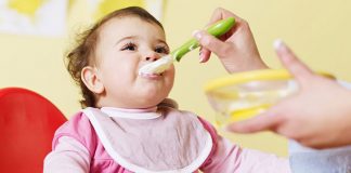 Na co zwrócić uwagę wybierając gotowe posiłki dla niemowląt