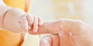 Pielęgnacja paznokci u niemowląt