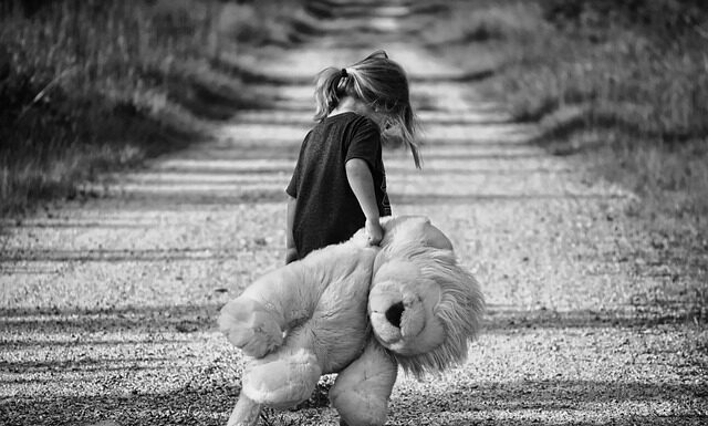 Do jakiego wieku dziecko może spać z rodzicami?