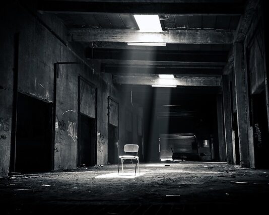 Z czego składa się krzesło?