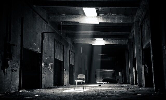 Jak odnowić krzesło z PRL? Jak odnowić krzesło z PRL?