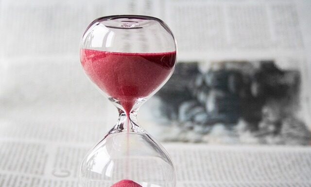 Po jakim czasie od ułożenia kostki brukowej można po niej jeździć? Po jakim czasie od ułożenia kostki brukowej można po niej jeździć?