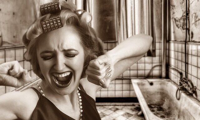 Ile kosztuje renowacja krzesła hałas? Ile kosztuje renowacja krzesła hałas?