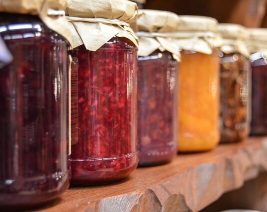 Gdzie wyrzucić stare słoiki z przetworami?