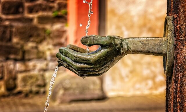 Jak często powinno się czyścić zmywarkę?