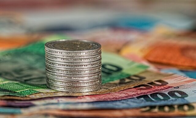 Czy da się zarobić na renowacji mebli? Czy da się zarobić na renowacji mebli?