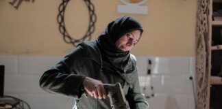 Jaka umowa ze stolarzem?