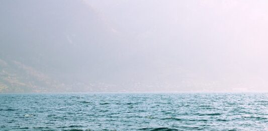 Przy jakiej prędkości działa poduszka powietrzna?