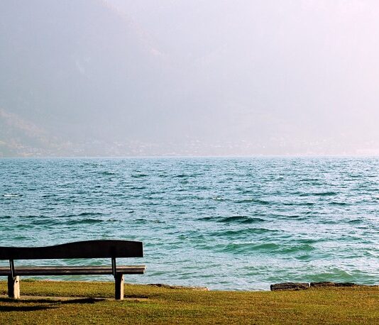 Przy jakiej prędkości działa poduszka powietrzna?