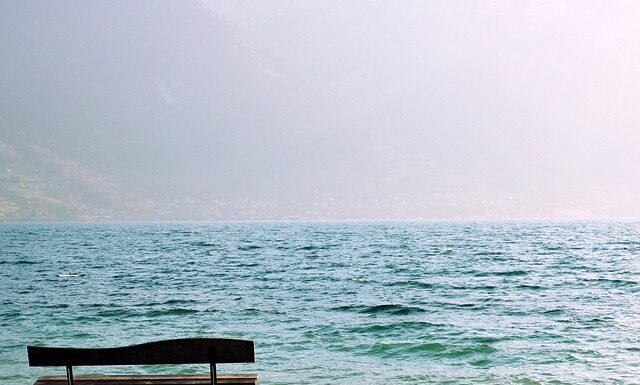 Przy jakiej prędkości działa poduszka powietrzna? Przy jakiej prędkości działa poduszka powietrzna?