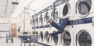 Co zrobić gdy pranie śmierdzi stęchlizną?
