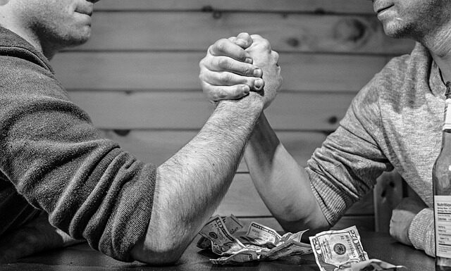 Kto zakłada kratki wentylacyjne?