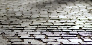 Ile ton wytrzyma kostka brukowa?