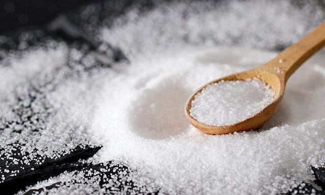 Czy sól niszczy kostkę brukową?