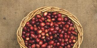 Co włożyć do koszyka na urodziny?