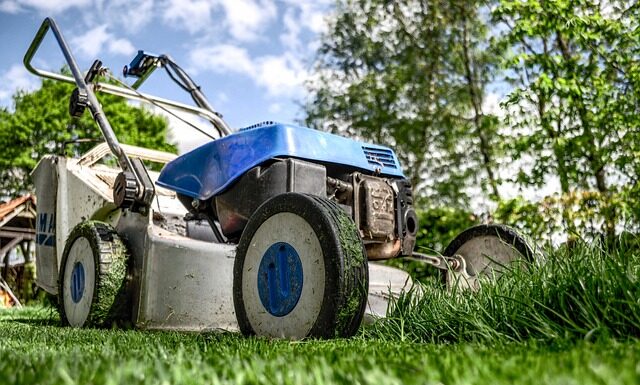 Co to jest kosiarka hybrydowa? Co to jest kosiarka hybrydowa?