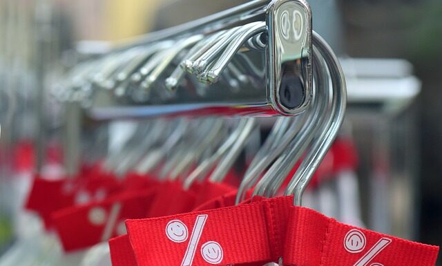 Gdzie taniej Allegro czy Amazon?