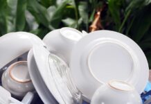 Dlaczego naczynia po wyjęciu ze zmywarki są matowe? Dlaczego naczynia po wyjęciu ze zmywarki są matowe?